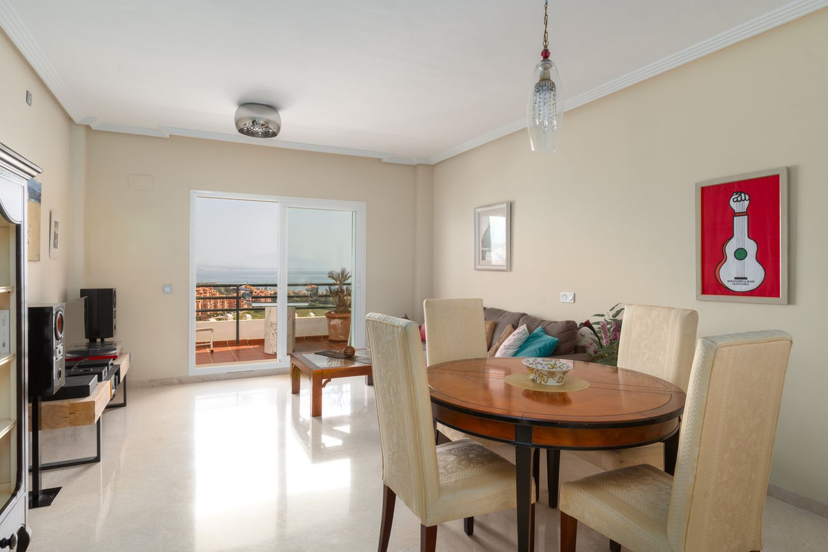 Appartement te koop in Manilva | 2 slaapkamers H5366863