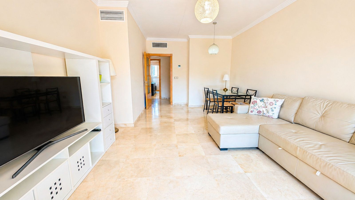 Appartement te koop in Manilva | 2 slaapkamers H5367523