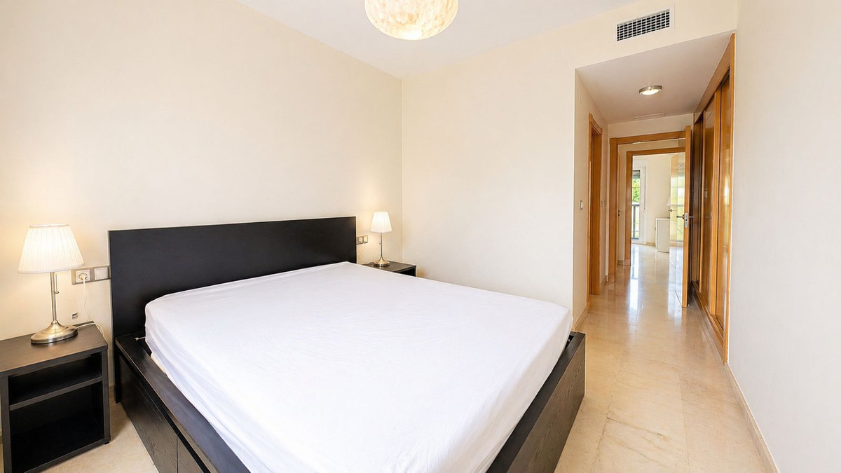 Appartement te koop in Manilva | 2 slaapkamers H5367523