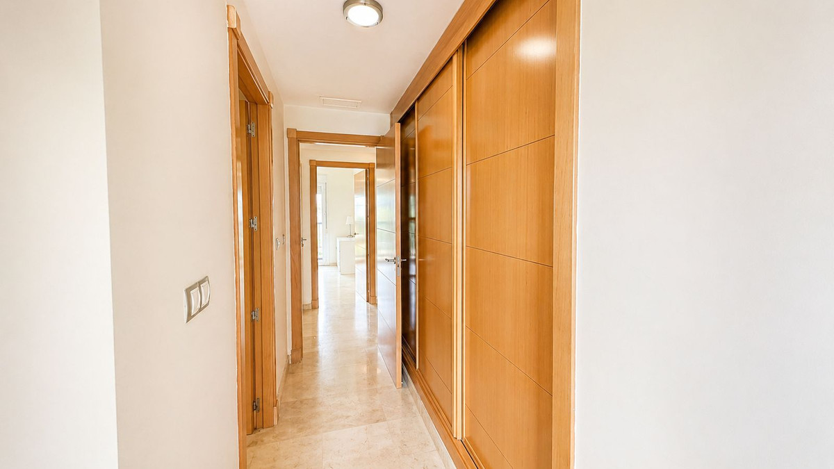 Appartement te koop in Manilva | 2 slaapkamers H5367523