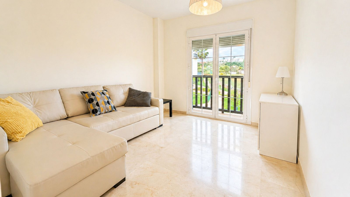 Appartement te koop in Manilva | 2 slaapkamers H5367523