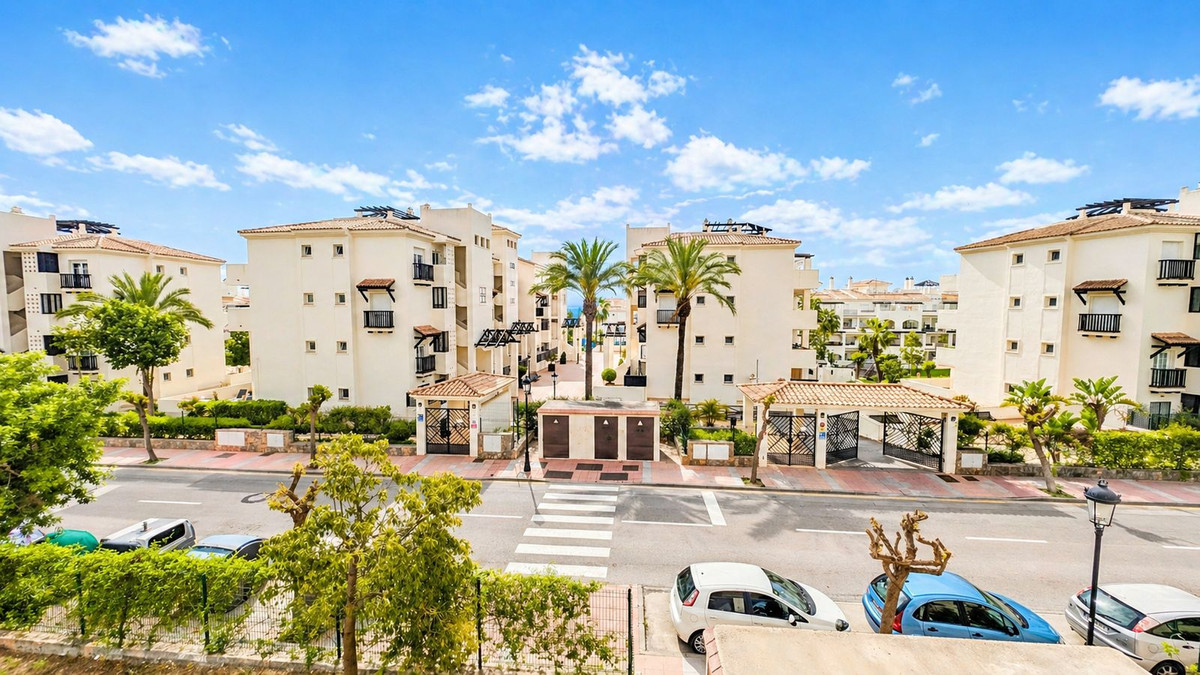 Appartement te koop in Manilva | 2 slaapkamers H5367523