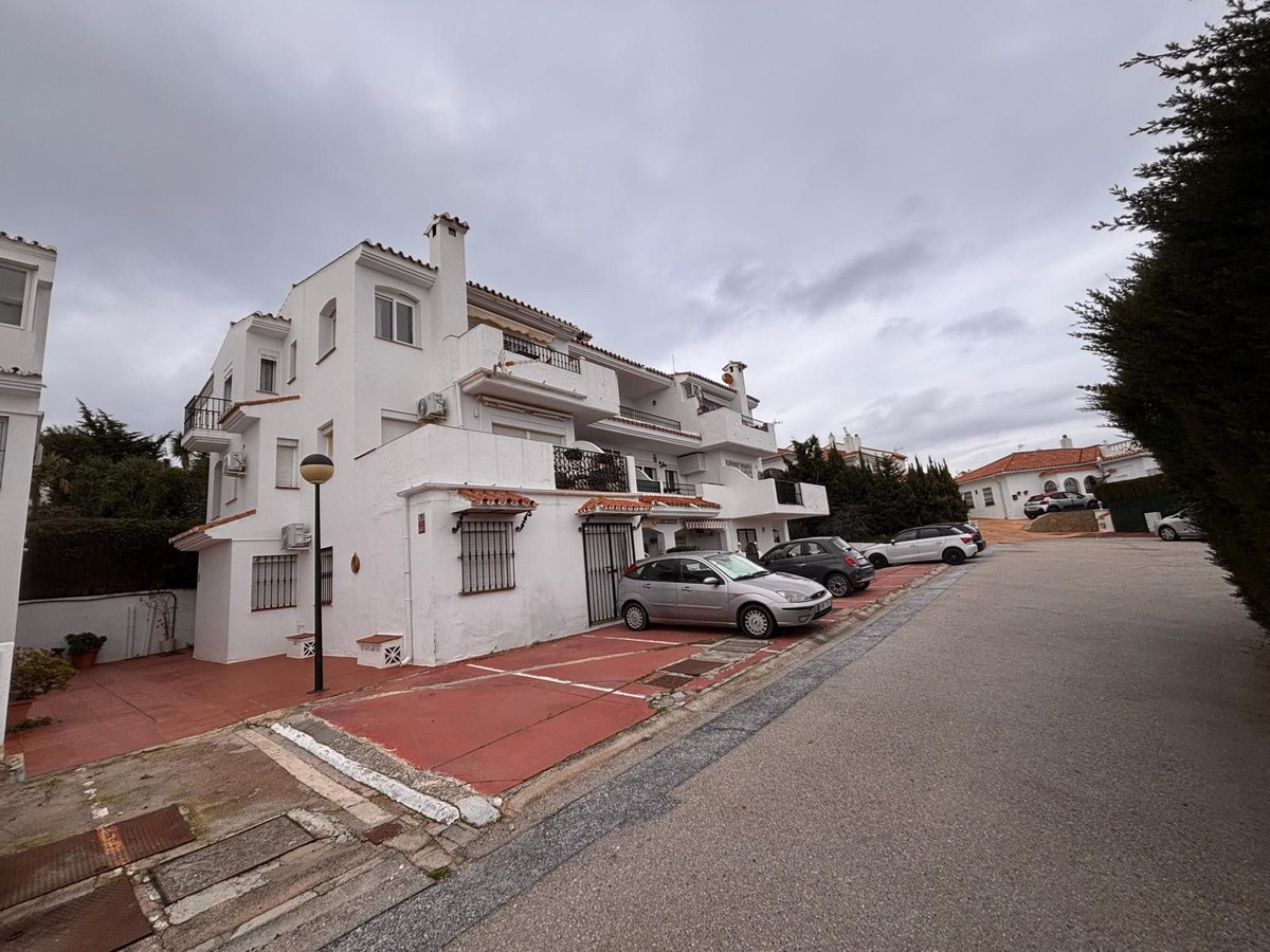 Appartement te koop in Manilva | 1 slaapkamers H5378632