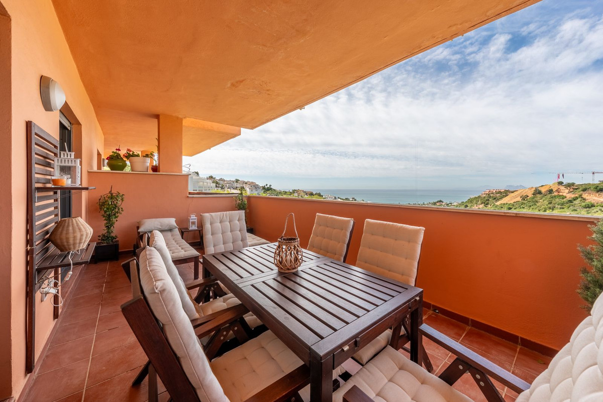 Appartement te koop in Manilva | 2 slaapkamers H5383885