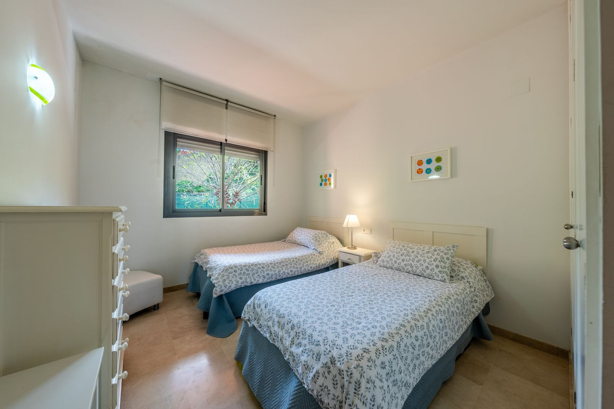 Appartement te koop in Manilva | 2 slaapkamers H5383885