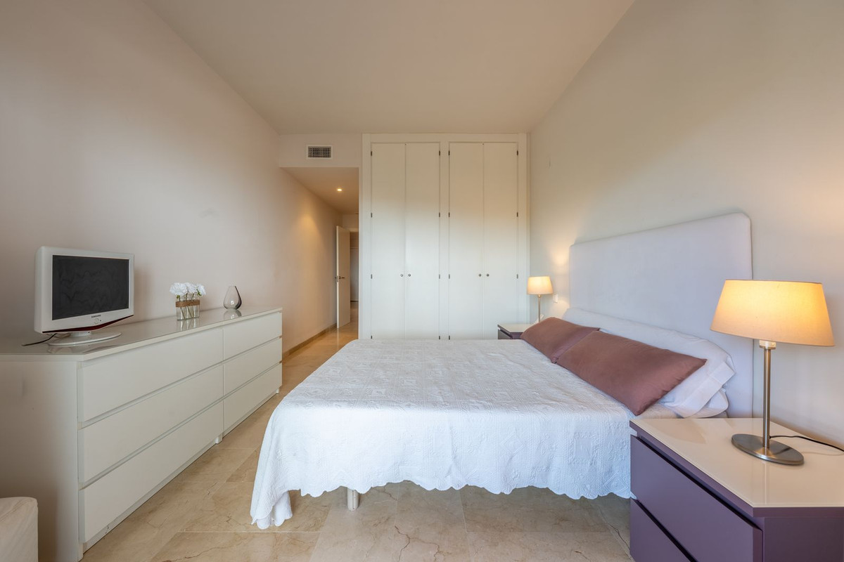 Appartement te koop in Manilva | 2 slaapkamers H5383885