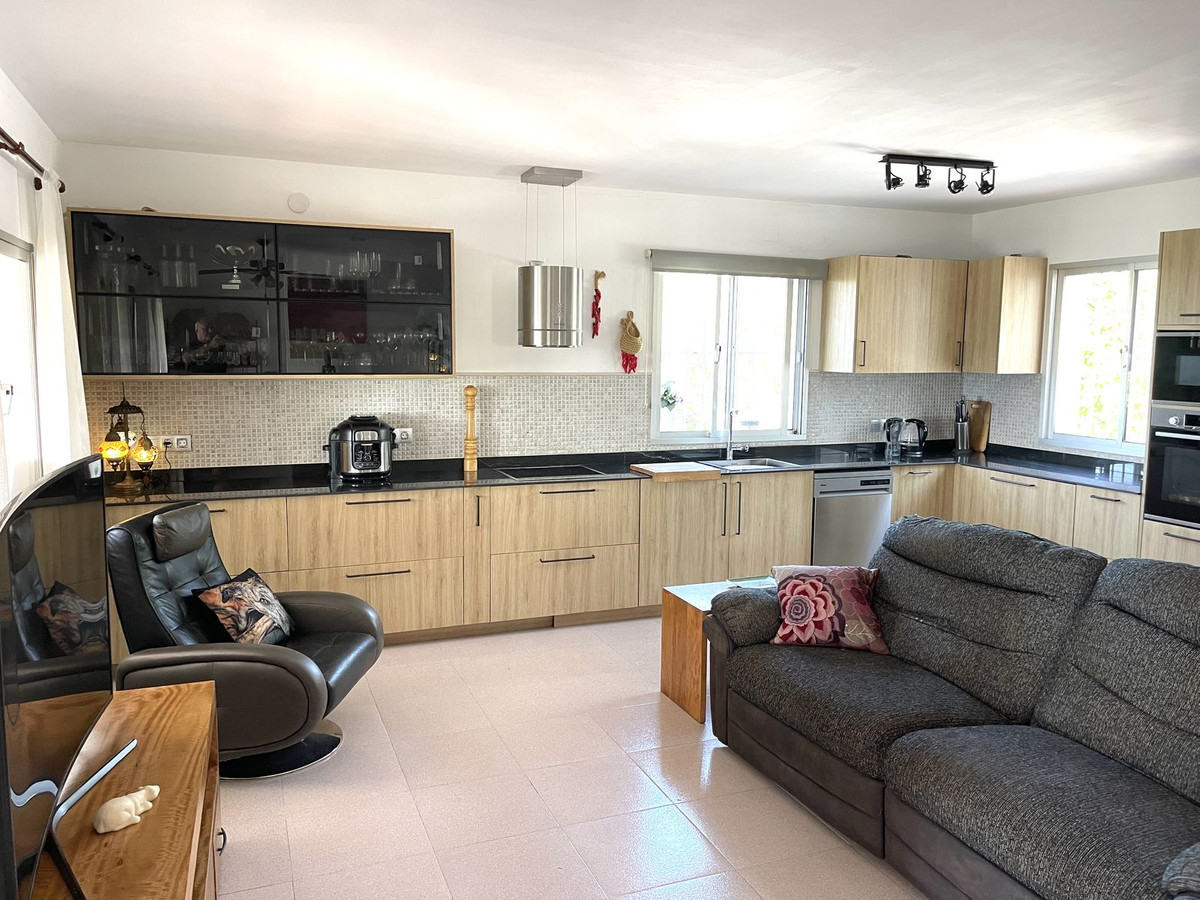Property main view 4