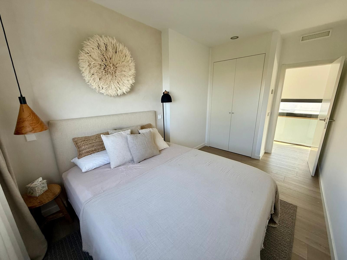 Appartement te koop in Manilva | 4 slaapkamers H5395903