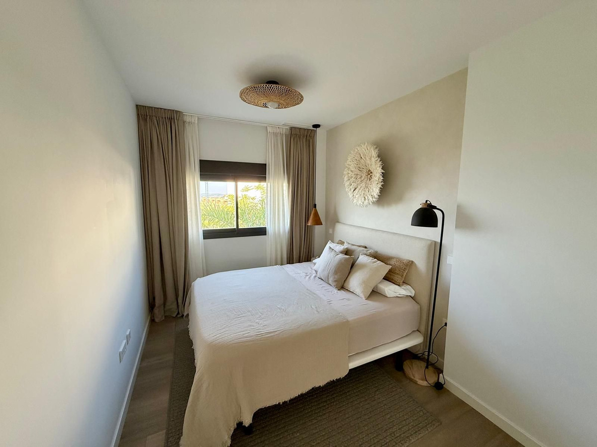 Appartement te koop in Manilva | 4 slaapkamers H5395903