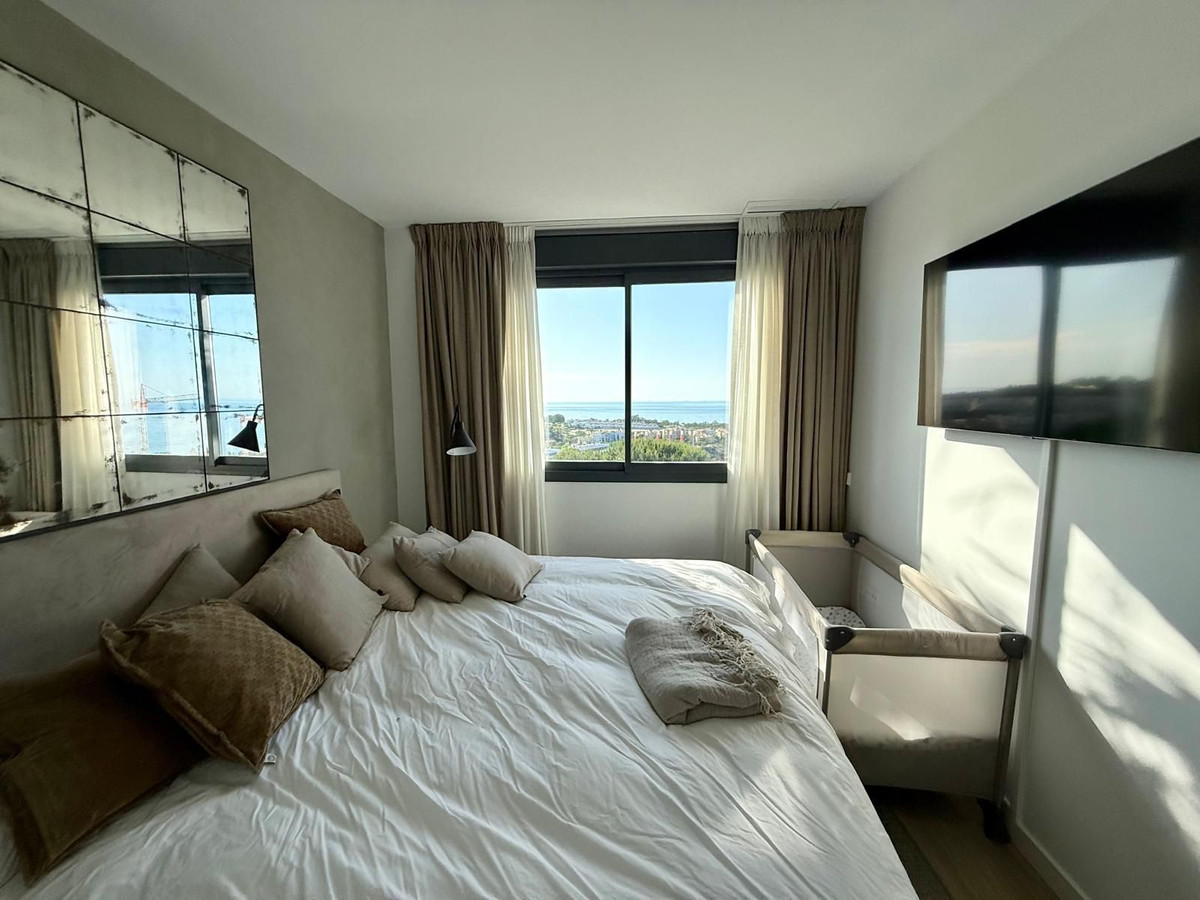 Appartement te koop in Manilva | 4 slaapkamers H5395903