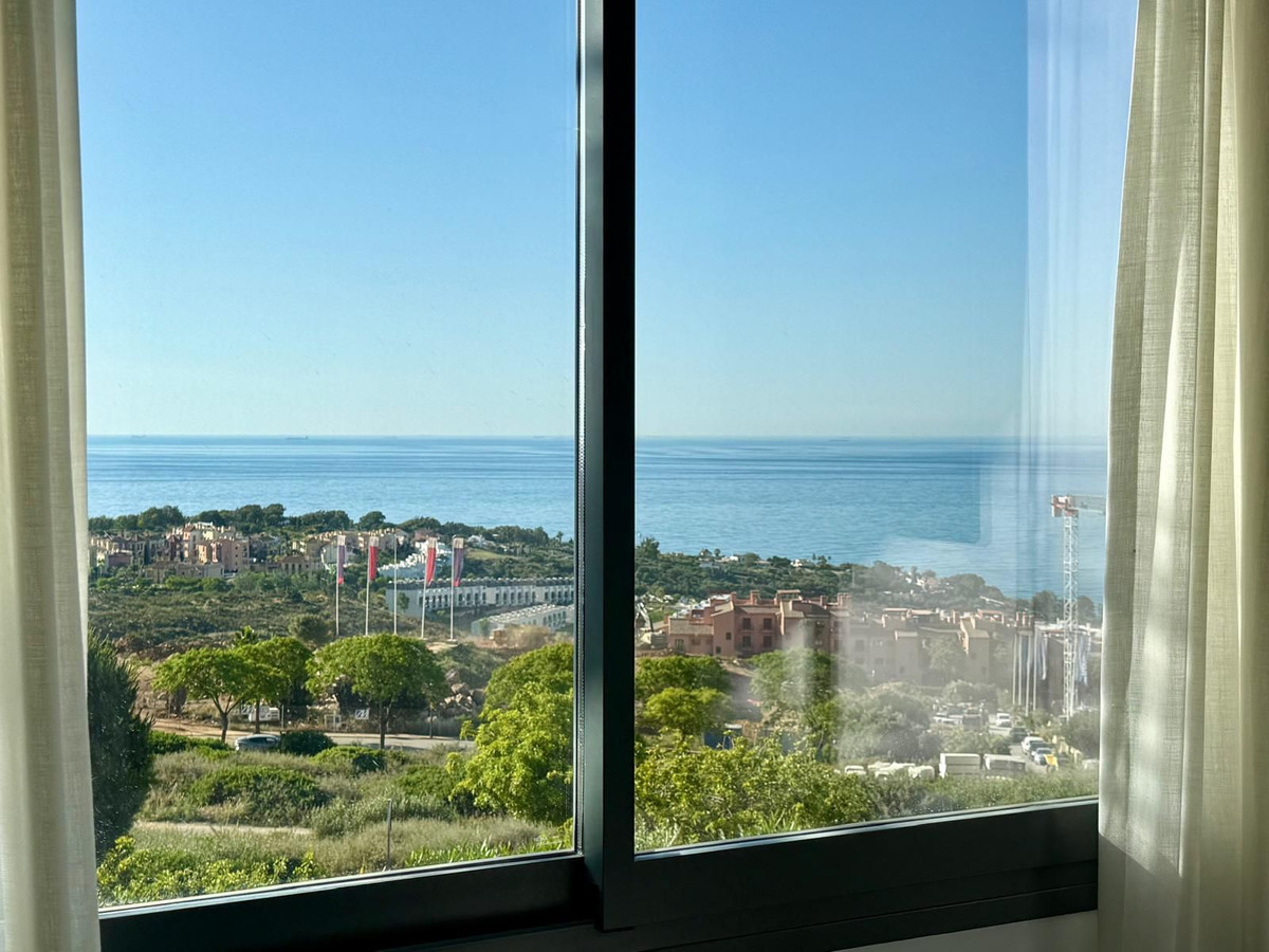Appartement te koop in Manilva | 4 slaapkamers H5395903