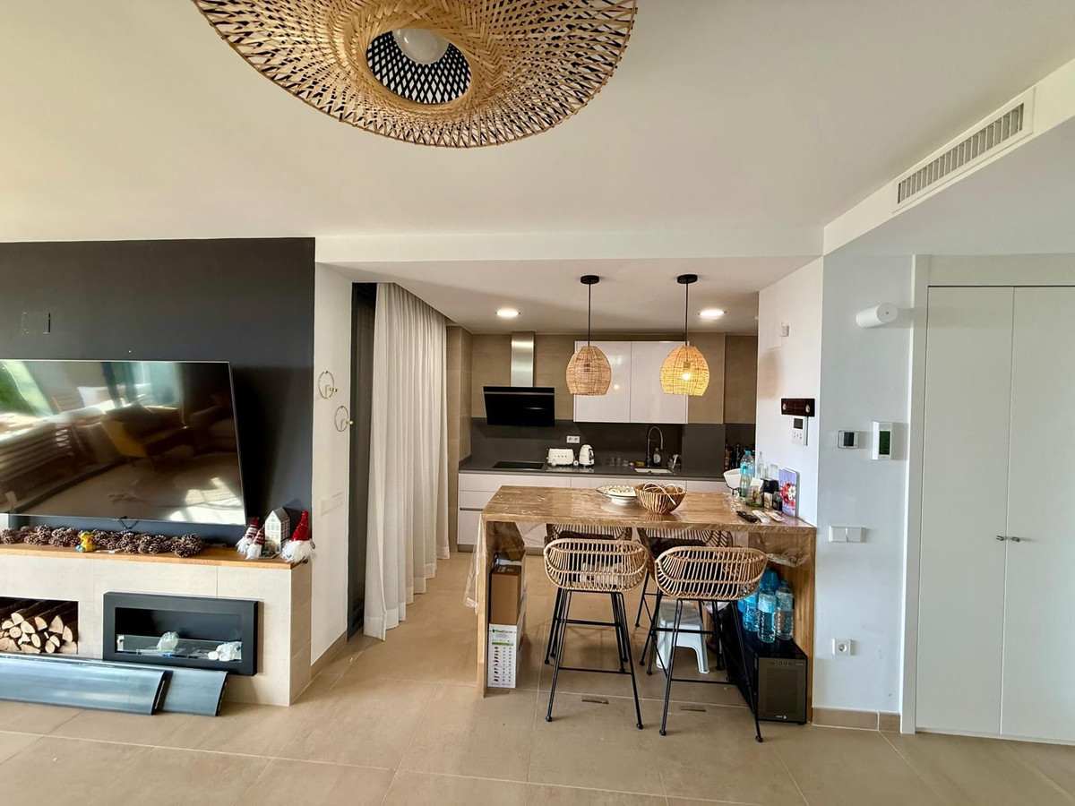 Appartement te koop in Manilva | 4 slaapkamers H5395903