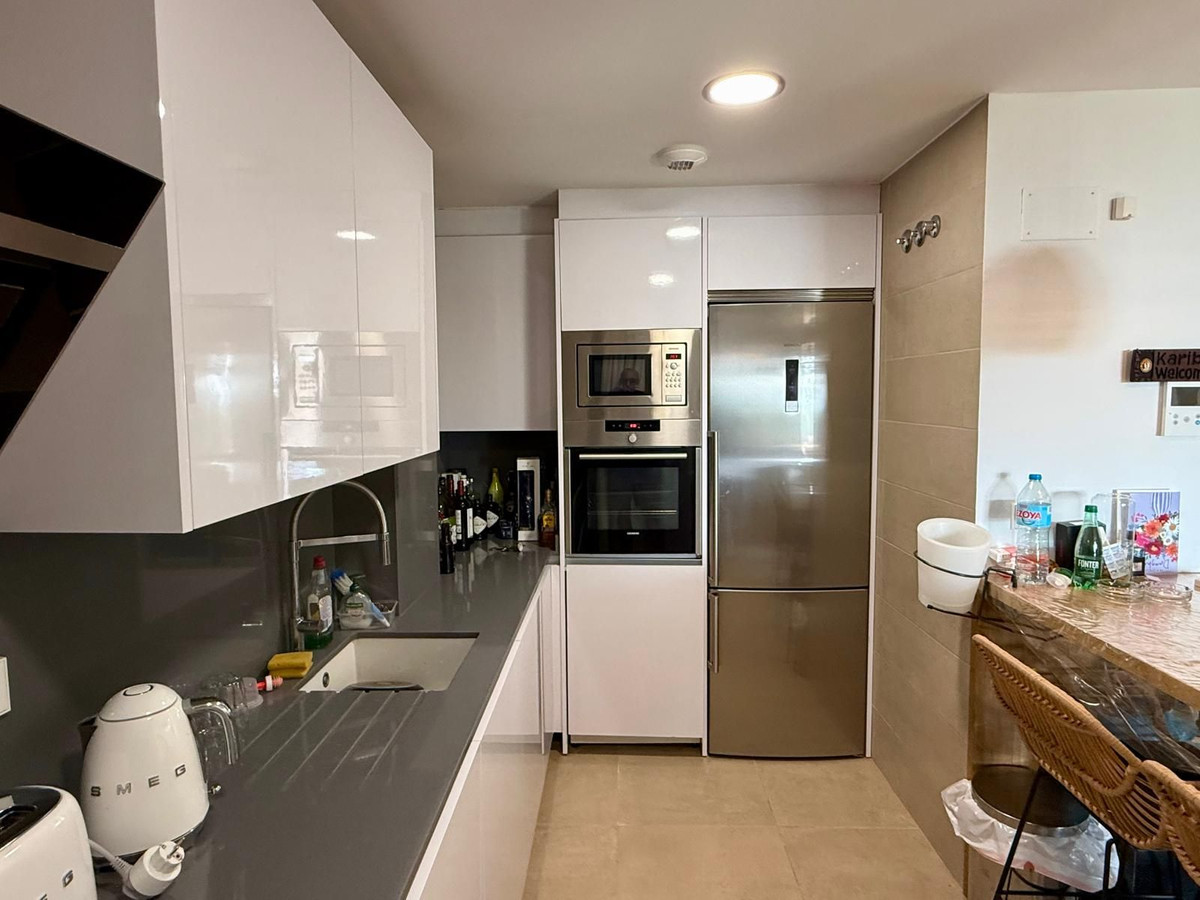 Appartement te koop in Manilva | 4 slaapkamers H5395903