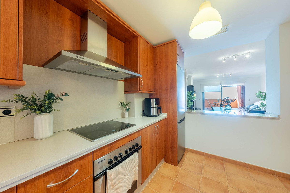 Penthouse te koop in Manilva | 2 slaapkamers H5402827