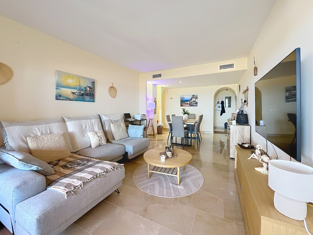 Appartement te koop in Manilva | 2 slaapkamers H5422735