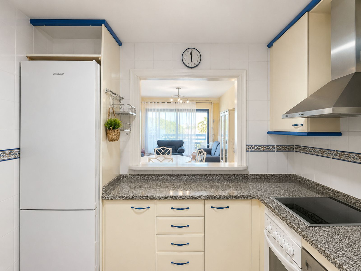 Appartement te koop in Manilva | 2 slaapkamers H5423980