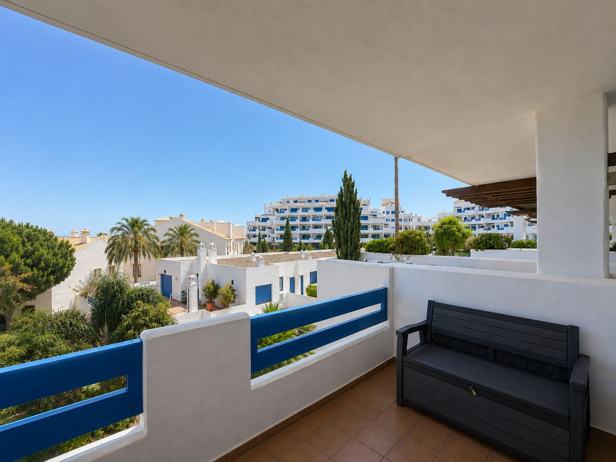 Appartement te koop in Manilva | 2 slaapkamers H5423980