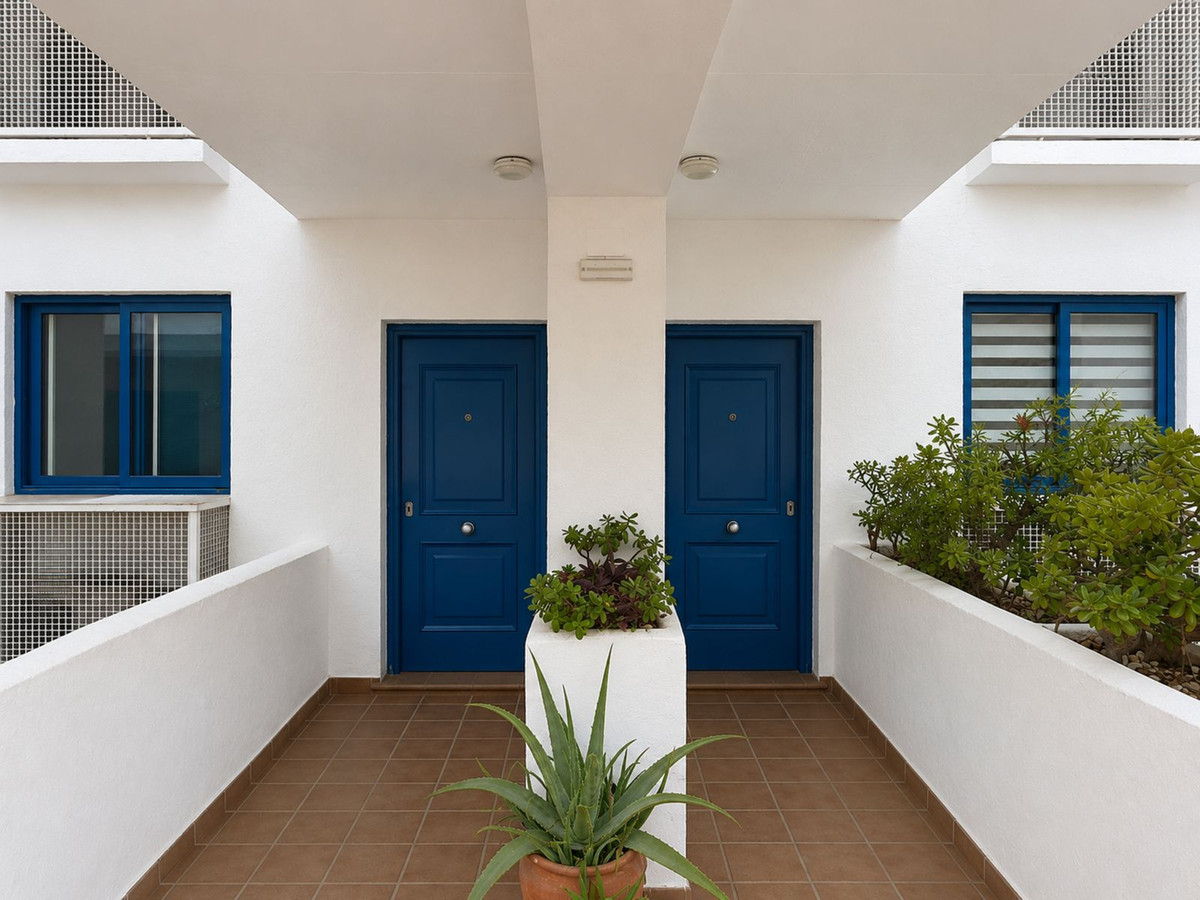Appartement te koop in Manilva | 2 slaapkamers H5423980