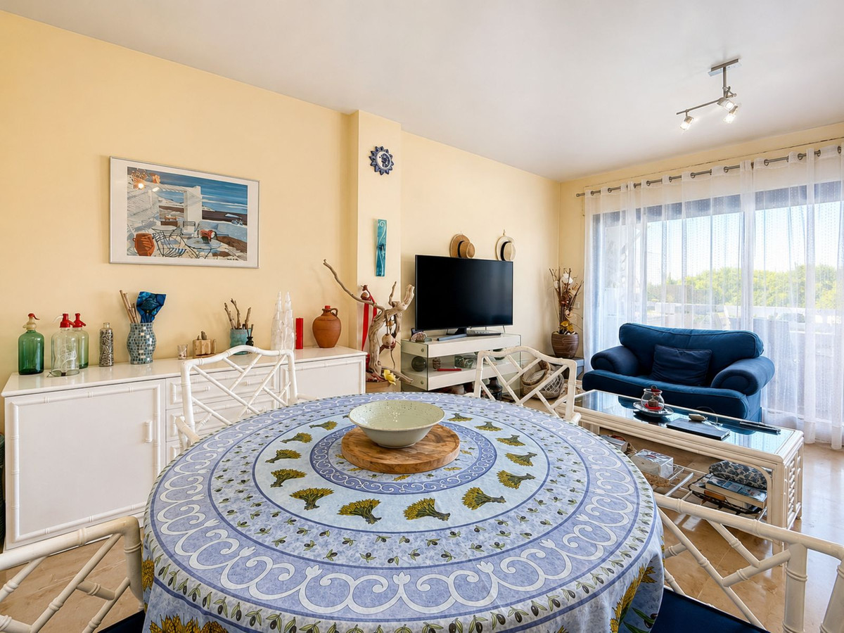 Appartement te koop in Manilva | 2 slaapkamers H5423980