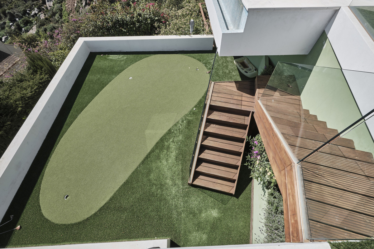 Property main view 50