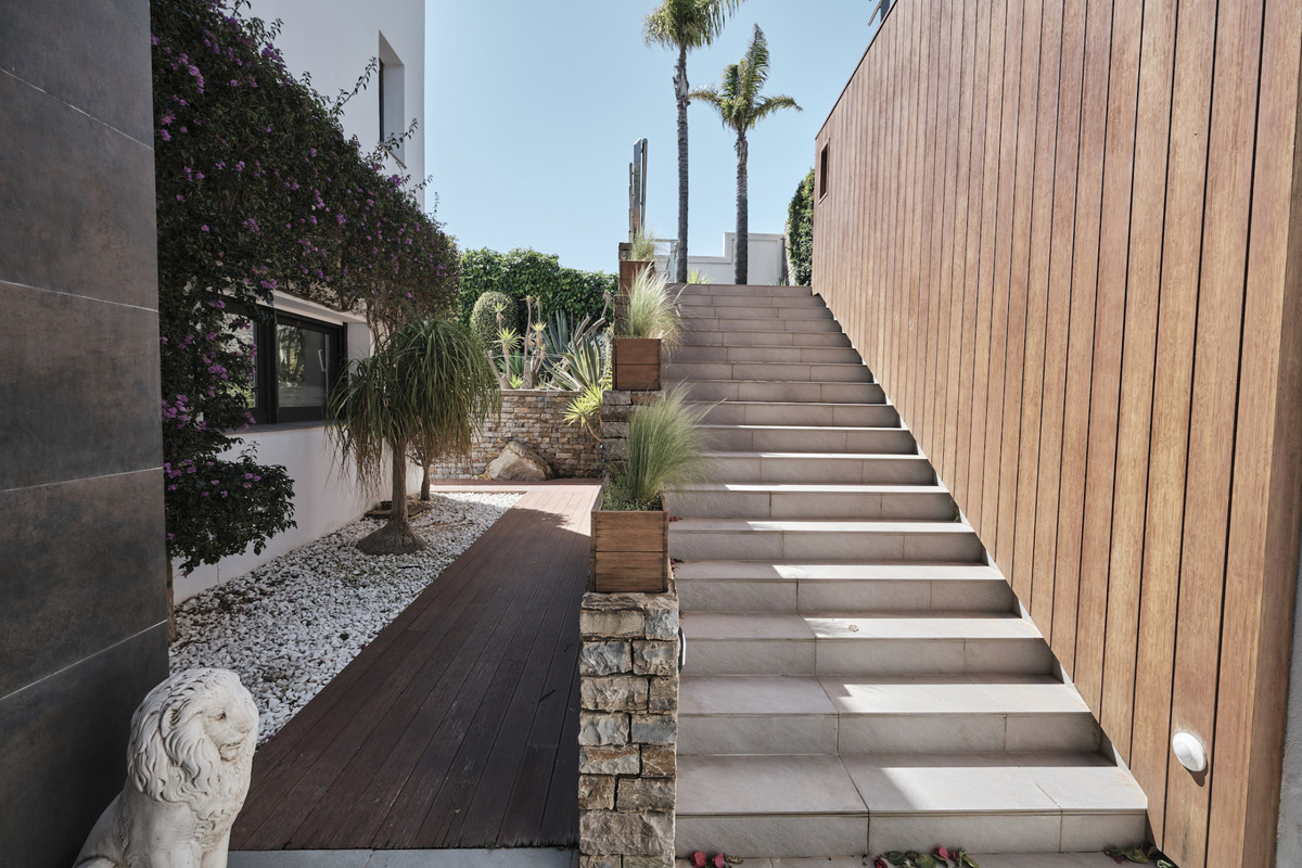 Property main view 51