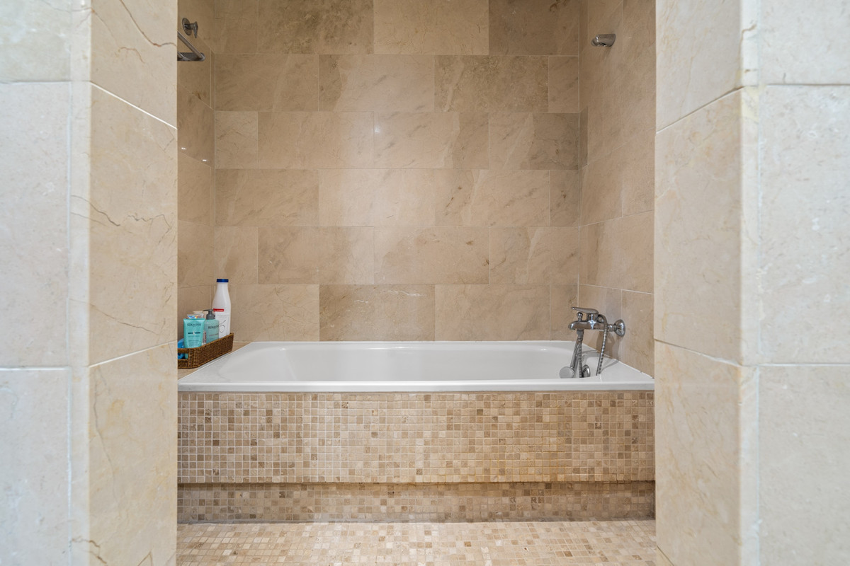 Penthouse Duplex te koop in Manilva | 2 slaapkamers H5427052