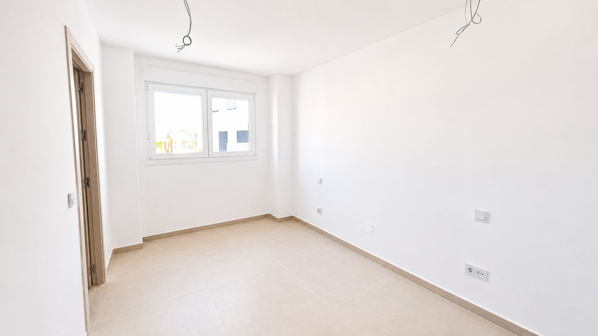 Appartement te koop in Manilva | 2 slaapkamers H5429530
