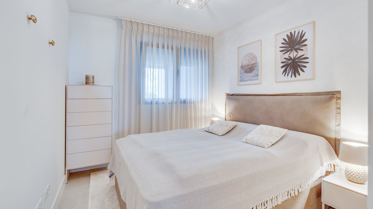 Appartement te koop in Manilva | 2 slaapkamers H5433961