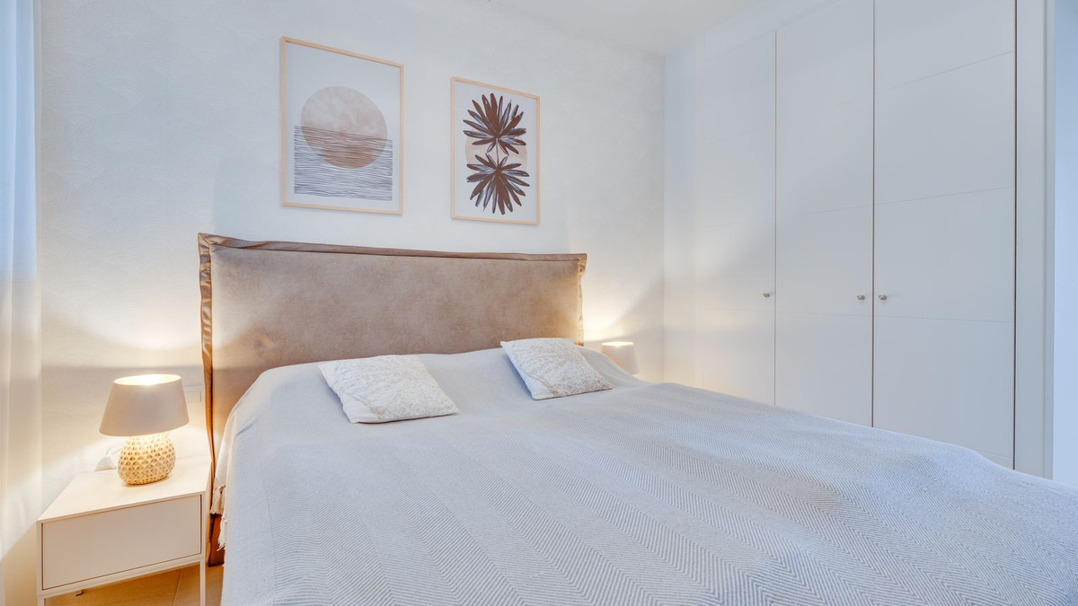 Appartement te koop in Manilva | 2 slaapkamers H5433961