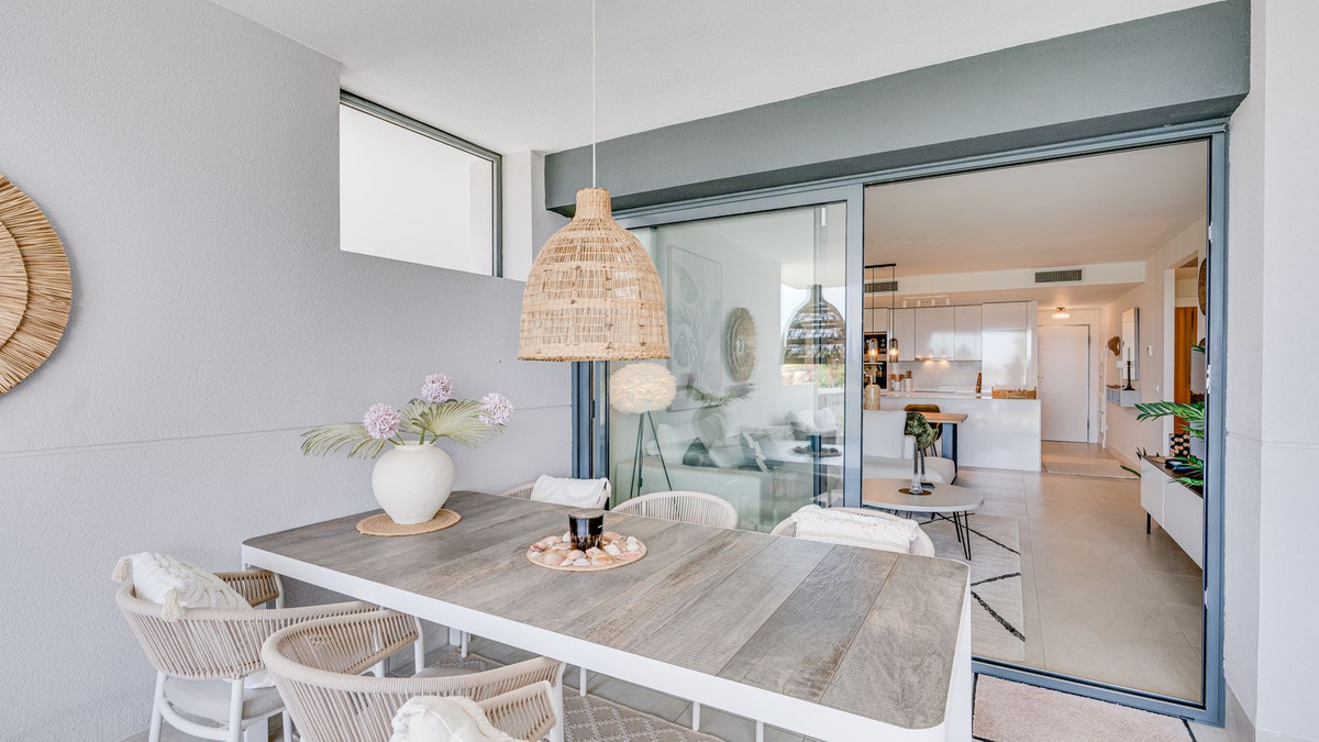Appartement te koop in Manilva | 2 slaapkamers H5433961
