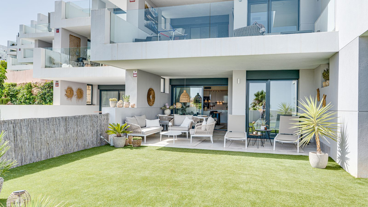 Appartement te koop in Manilva | 2 slaapkamers H5433961