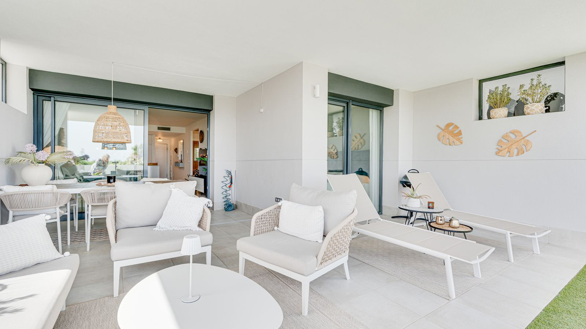 Appartement te koop in Manilva | 2 slaapkamers H5433961