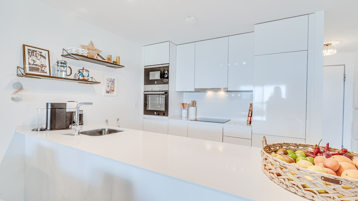 Appartement te koop in Manilva | 2 slaapkamers H5433961