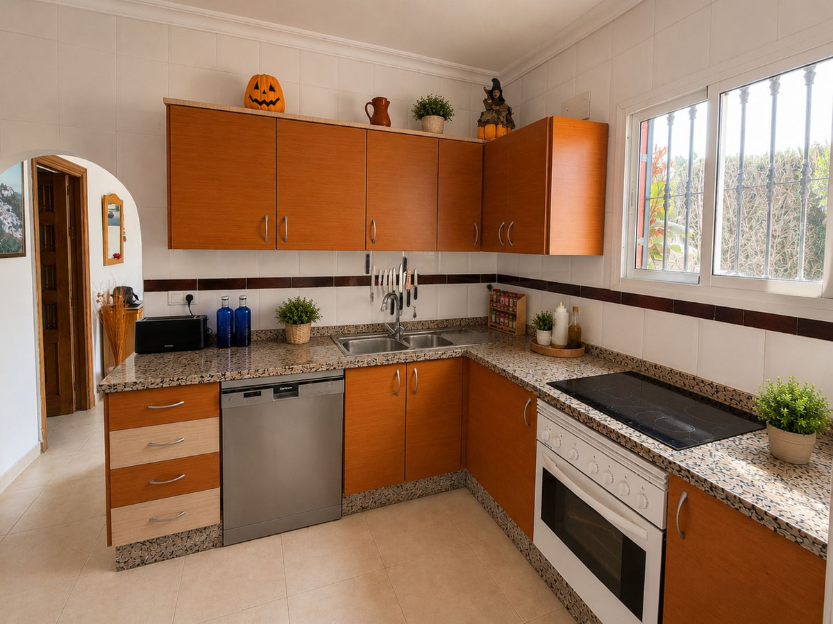 Appartement te koop in Manilva | 2 slaapkamers H5434888