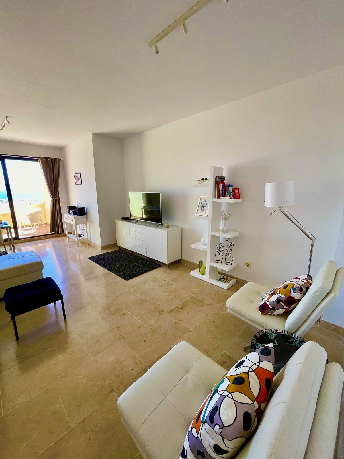 Appartement te koop in Manilva | 2 slaapkamers H5435422
