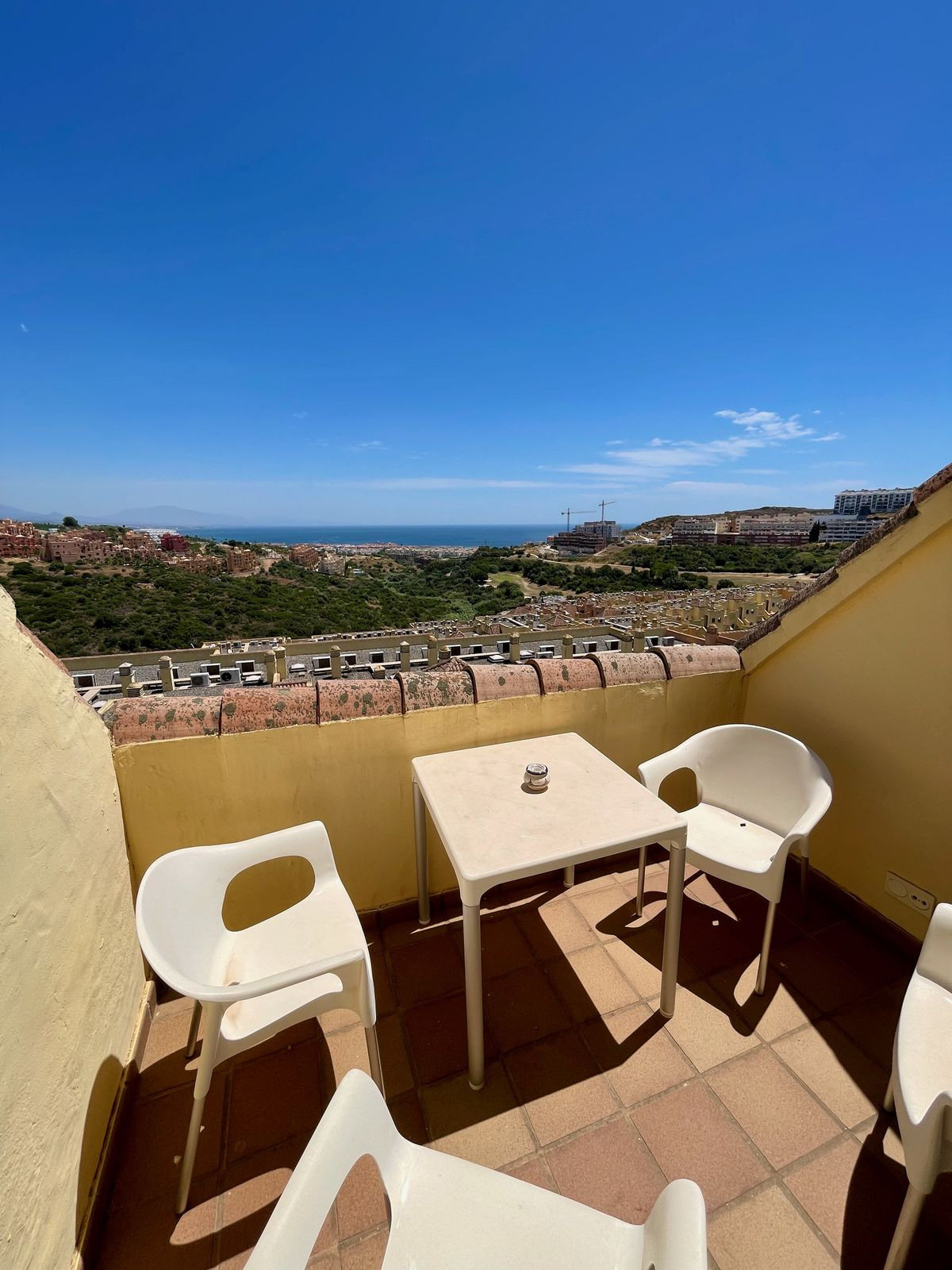 Appartement te koop in Manilva | 2 slaapkamers H5435422