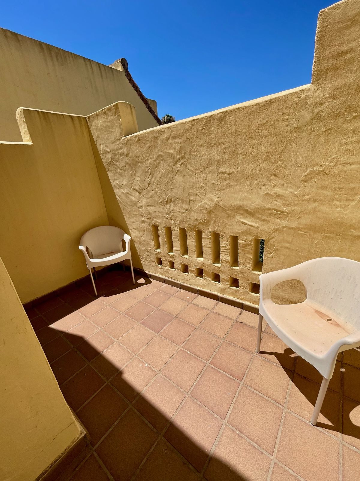 Appartement te koop in Manilva | 2 slaapkamers H5435422