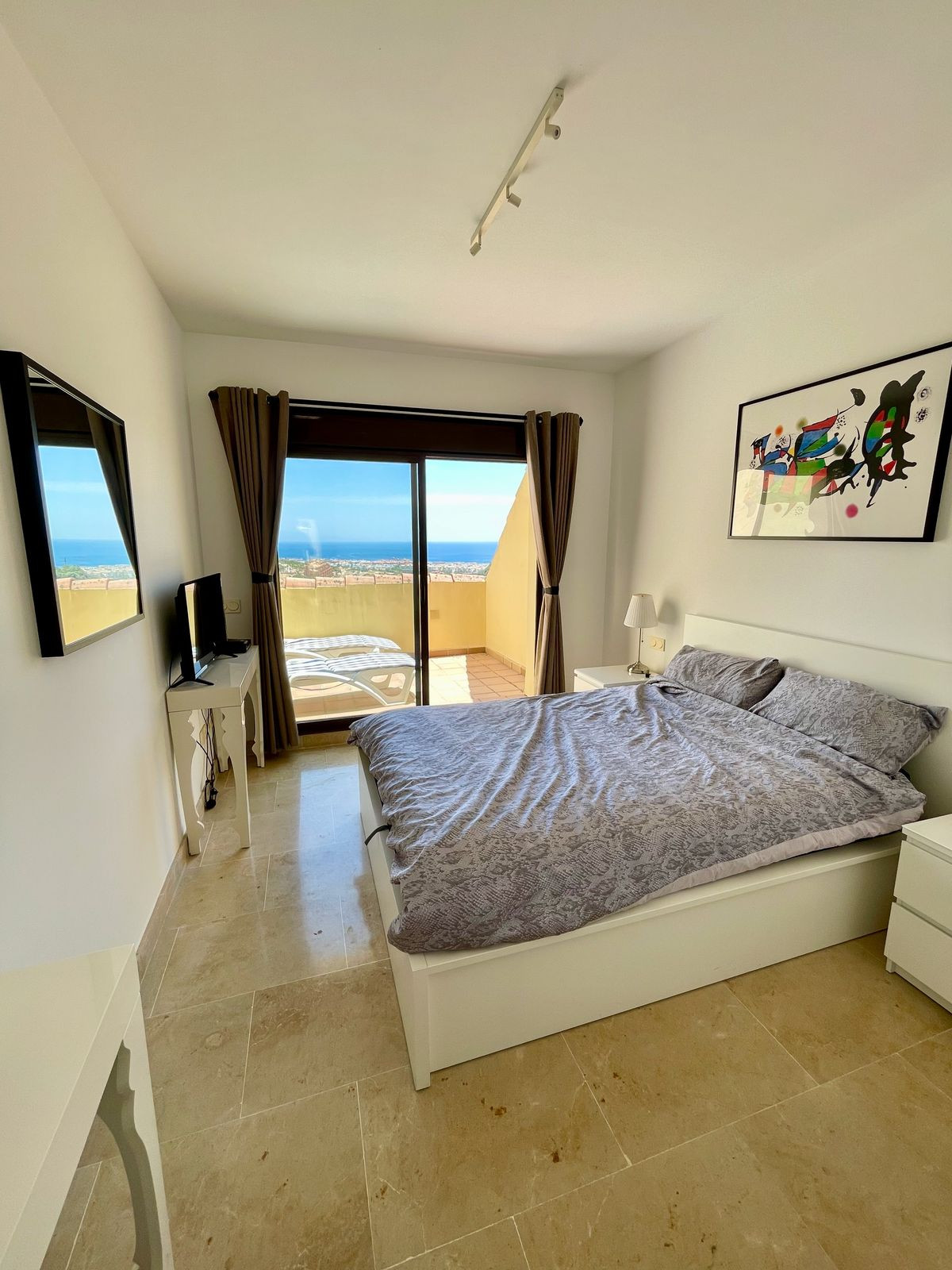 Appartement te koop in Manilva | 2 slaapkamers H5435422