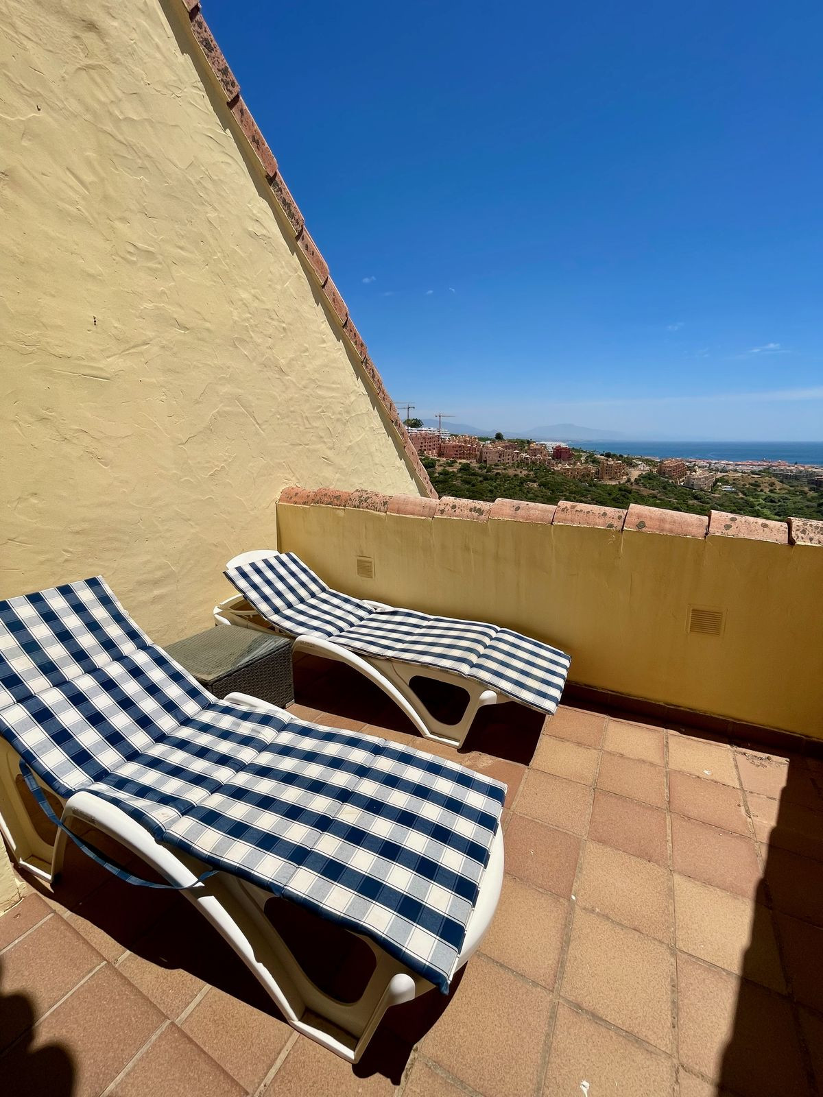Appartement te koop in Manilva | 2 slaapkamers H5435422