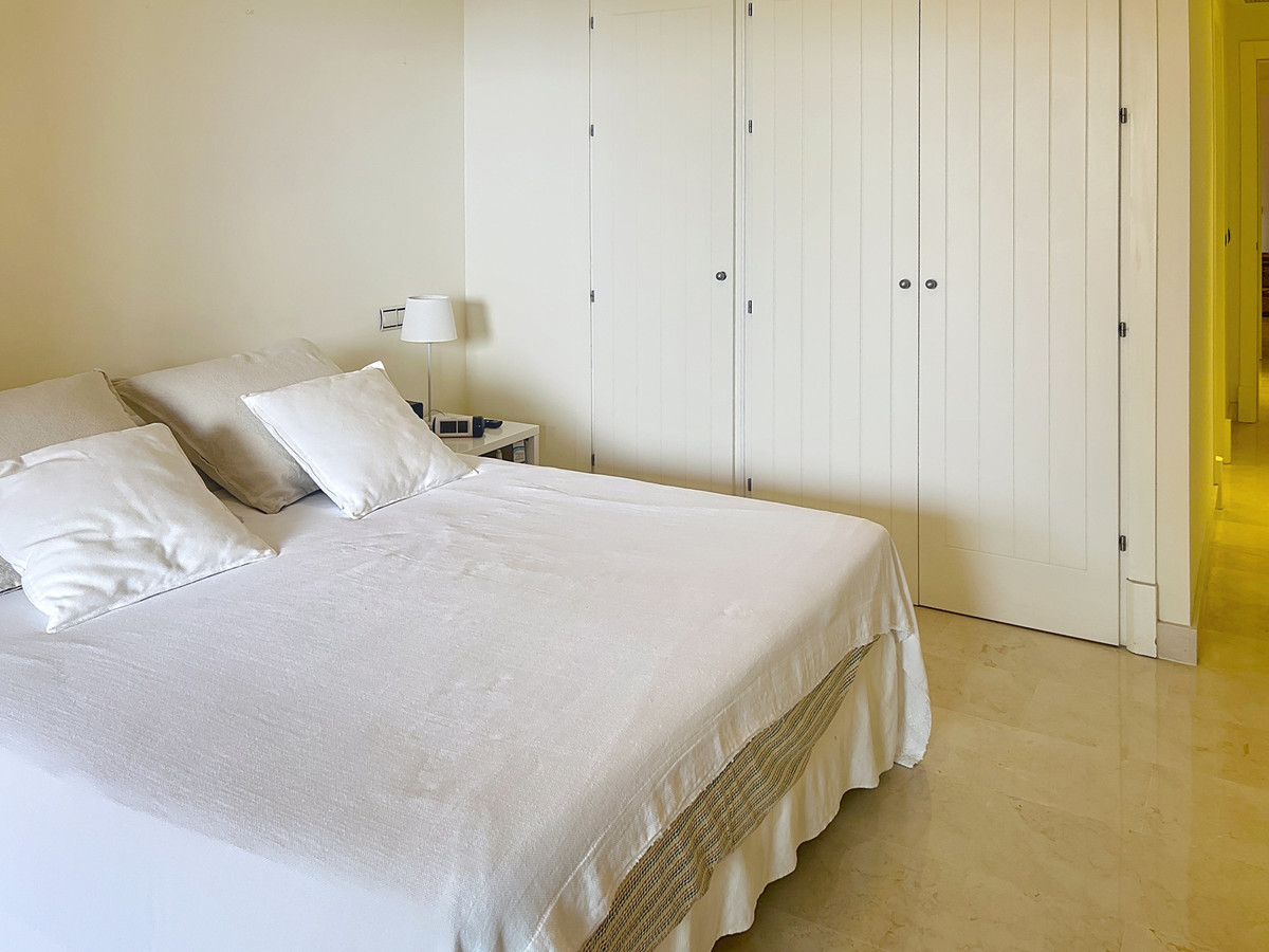 Appartement te koop in Manilva | 2 slaapkamers H5440111