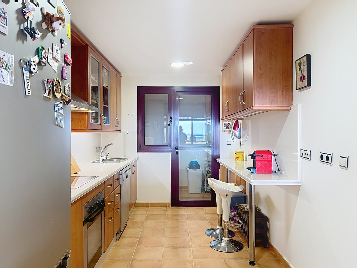 Appartement te koop in Manilva | 2 slaapkamers H5440120