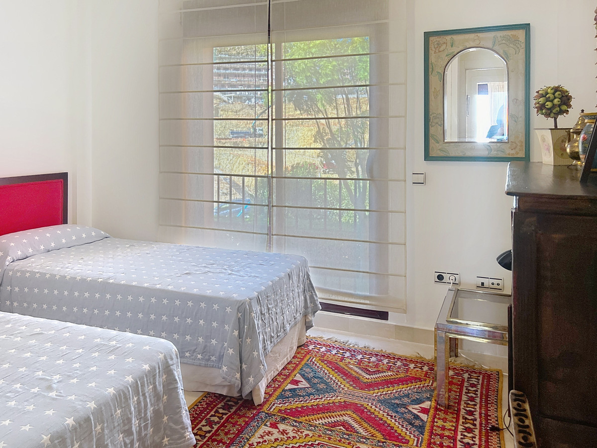 Appartement te koop in Manilva | 2 slaapkamers H5440120