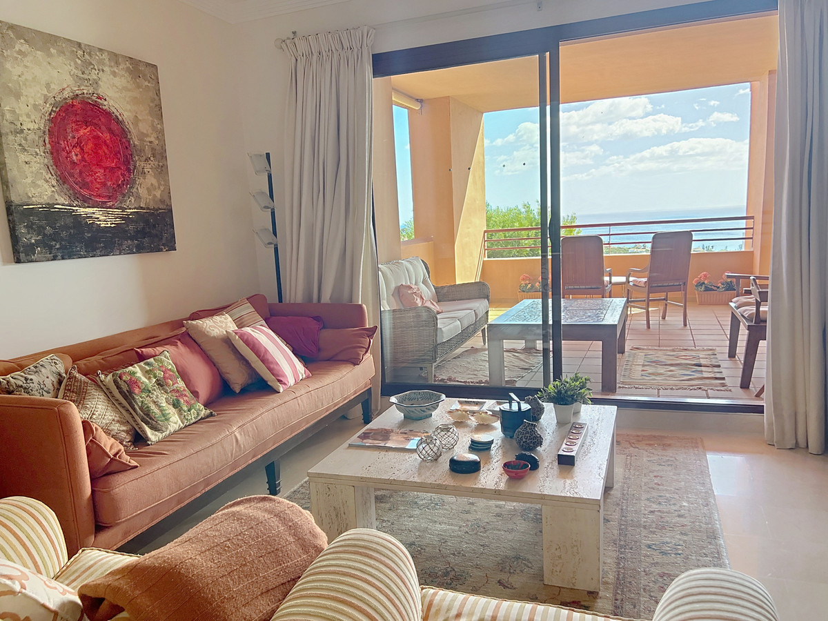 Appartement te koop in Manilva | 2 slaapkamers H5440120