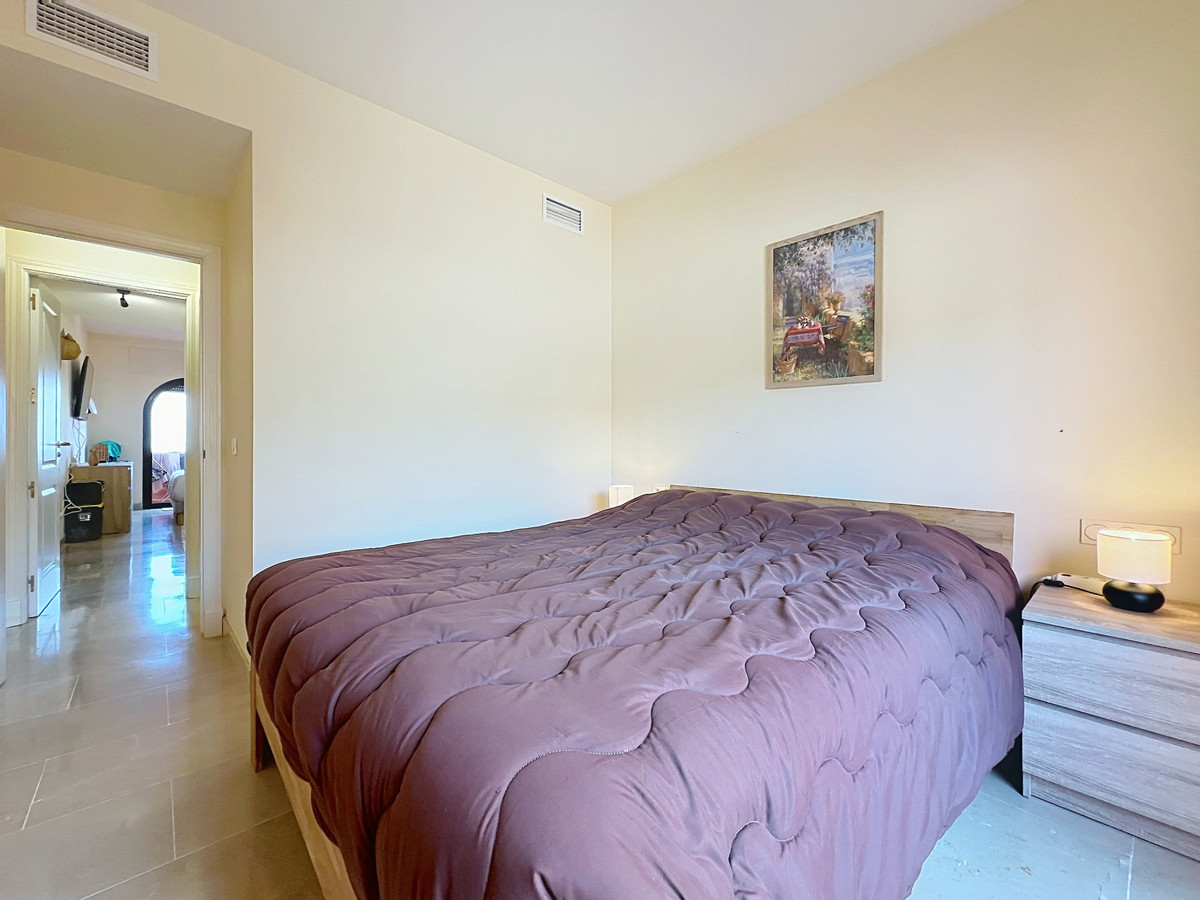 Appartement te koop in Manilva | 2 slaapkamers H5440135