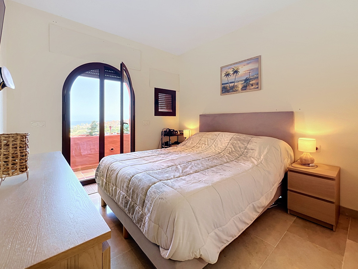 Appartement te koop in Manilva | 2 slaapkamers H5440135