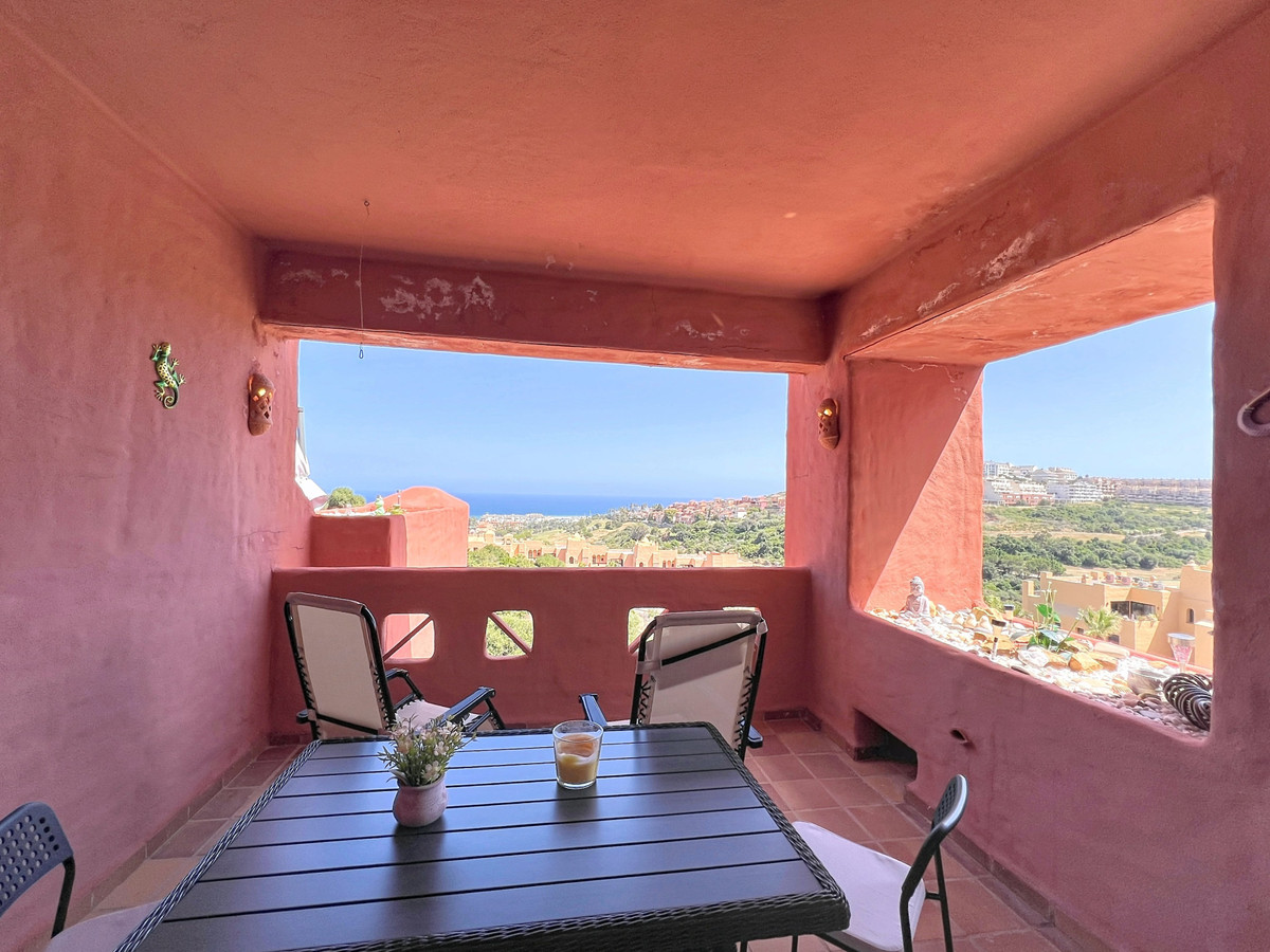 Appartement te koop in Manilva | 2 slaapkamers H5440135