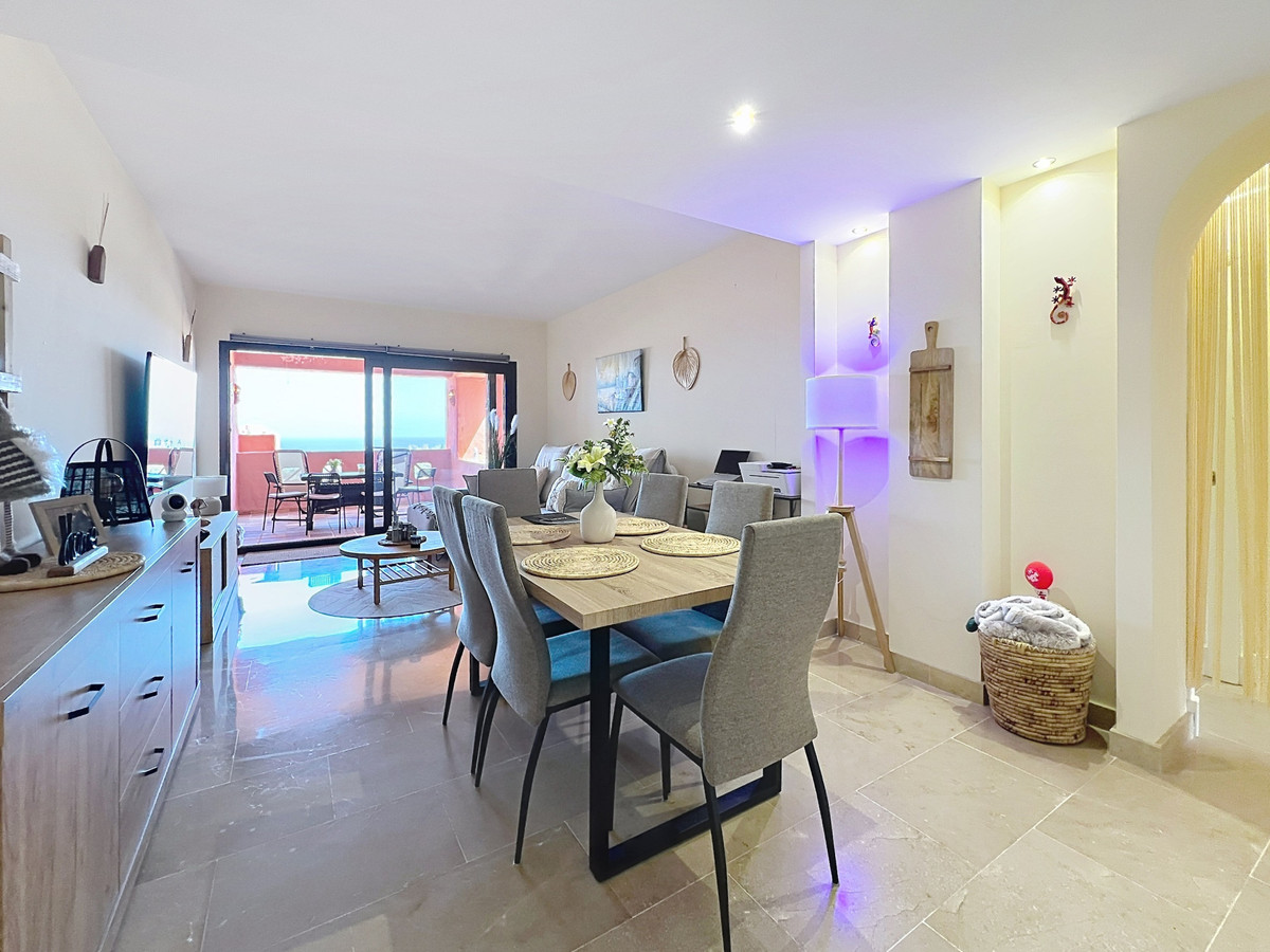 Appartement te koop in Manilva | 2 slaapkamers H5440135