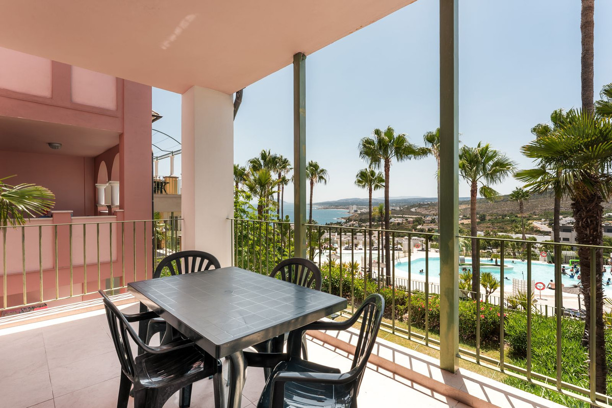 Appartement te koop in Manilva | 2 slaapkamers H5441473