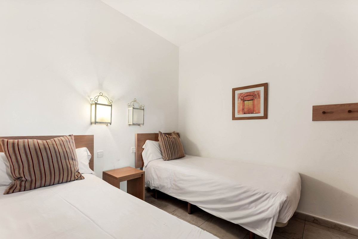 Appartement te koop in Manilva | 2 slaapkamers H5441473