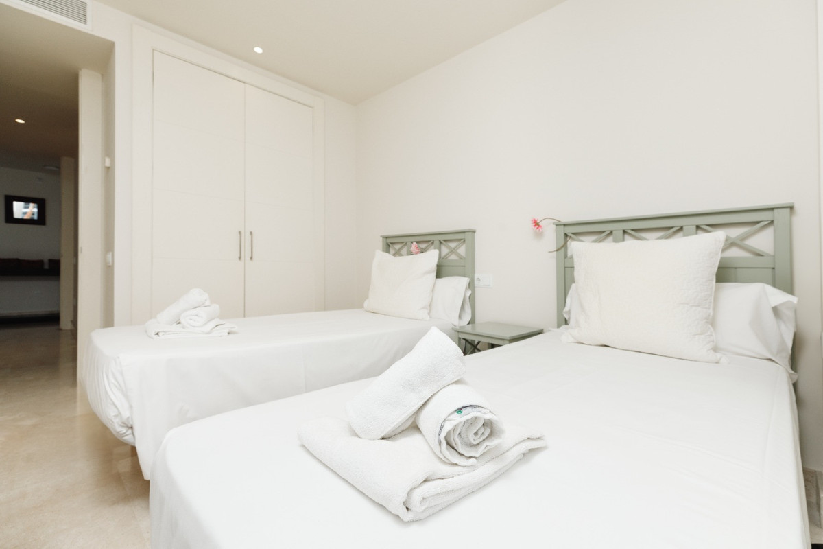 Penthouse te koop in Manilva | 2 slaapkamers H5442388
